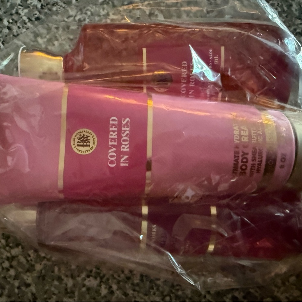 Bath & Body Works New Covered in Roses Pink Body Cream Lotion Hyaluronic Acid